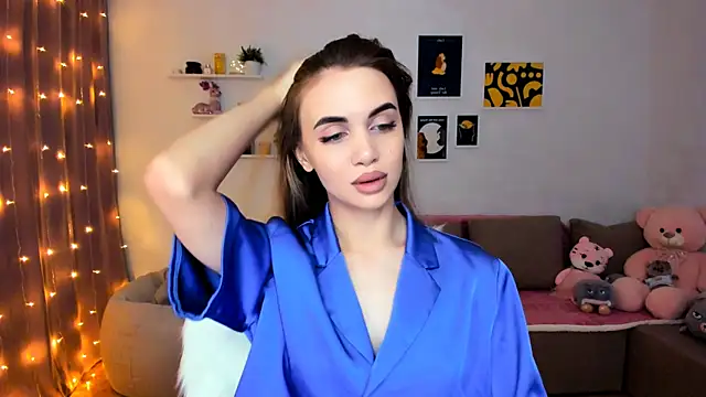 aPieceOfJoy online show from 12-19-24, 09:06