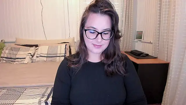Snapshot of anna_love_hot chatting on 05-15-26, 06:59 anna love hot online show from 05-15-26, 06:59