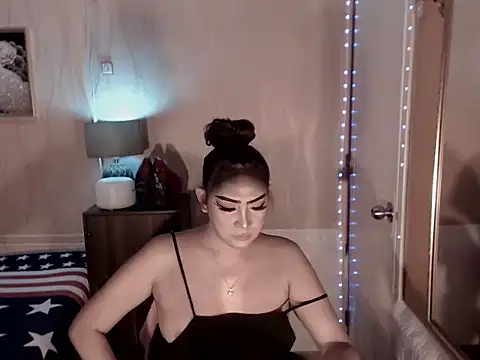 Biancafoxie online show from 10-22-25, 07:52