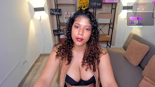 LilyBrunette online show from 04-01-26, 12:22