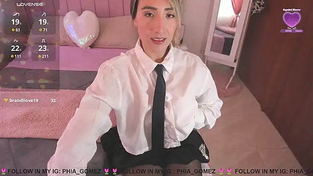 whitneyhot online show from 12-31-24, 12:25