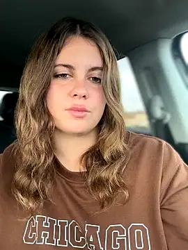 Samantha official online show from 12-17-25, 09:59