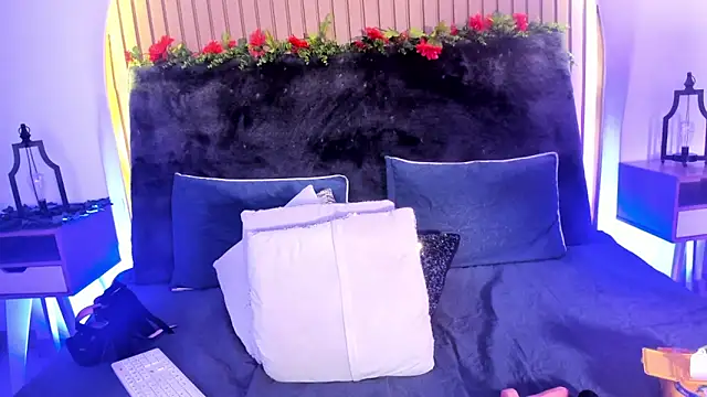 Karlagonzales  online show from 02-08-25, 12:49