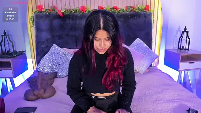 Karlagonzales  online show from 10-11-25, 10:03