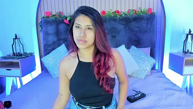 Karlagonzales  online show from 10-21-25, 09:43