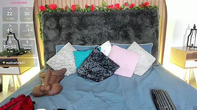 Snapshot of Karlagonzales_ chatting on 02-13-26, 07:32 Karlagonzales online show from 02-13-26, 07:32