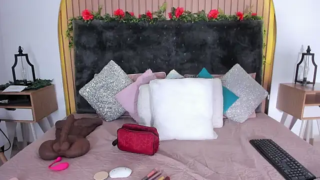 Snapshot of Karlagonzales_ chatting on 03-03-26, 06:47 Karlagonzales online show from 03-03-26, 06:47