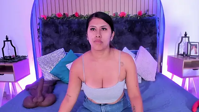 Snapshot of Karlagonzales_ chatting on 03-21-26, 11:26 Karlagonzales online show from 03-21-26, 11:26