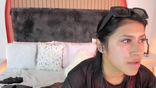 Karlagonzales  online show from 05-09-26, 07:30