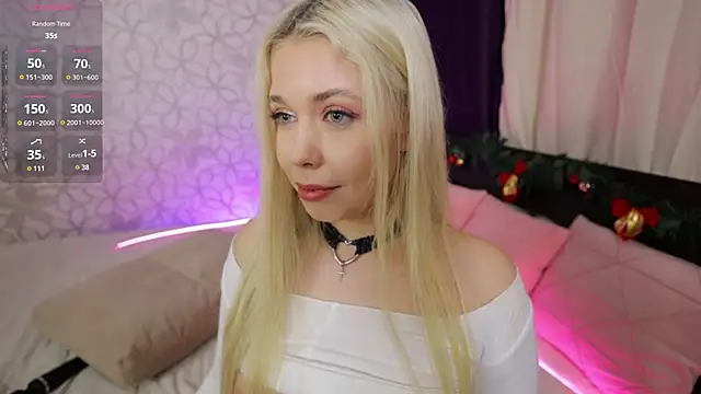 Snapshot of Lerry_Teeni chatting on 12-18-24, 07:15 Lerry Teeni online show from 12-18-24, 07:15