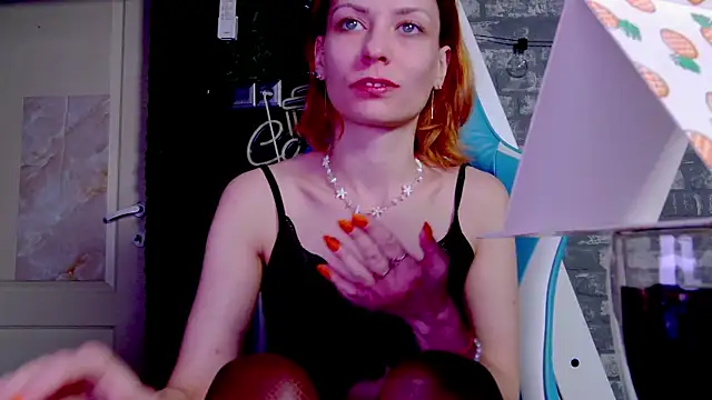 karo123421 online show from 03-07-25, 08:22