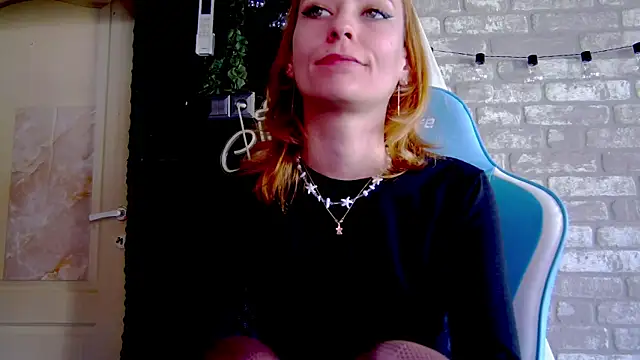 karo123421 online show from 03-08-25, 03:02