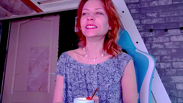 karo123421 online show from 03-10-25, 04:49
