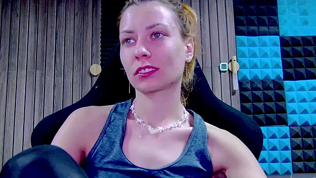 karo123421 online show from 03-14-25, 06:18