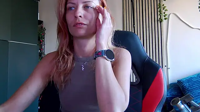 karo123421 online show from 06-28-26, 03:23