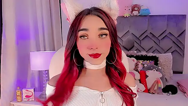 Snapshot of LeyXandrabraz chatting on 12-21-24, 12:20 LeyXandrabraz online show from 12-21-24, 12:20