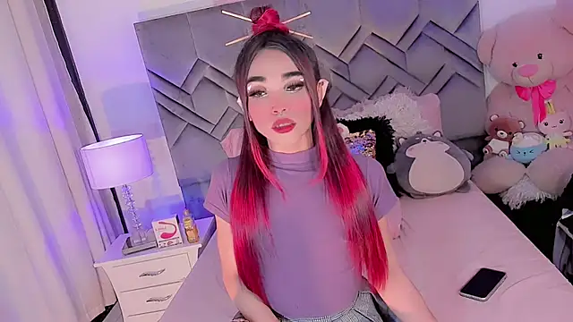 Snapshot of LeyXandrabraz chatting on 03-18-25, 08:37 LeyXandrabraz online show from 03-18-25, 08:37