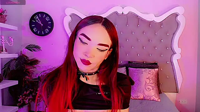 LeyXandrabraz online show from 11-30-25, 08:13