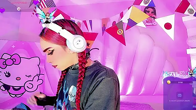 LeyXandrabraz online show from 06-15-26, 08:22