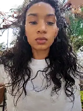 Leaberry online show from 10-20-25, 08:31