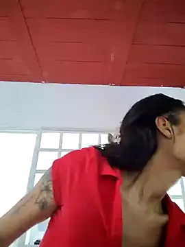 Leaberry online show from 12-21-25, 07:32