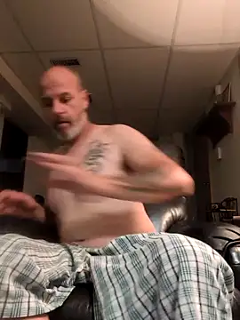 Snapshot of Ryeguy6969 chatting on 09-18-25, 05:31 Ryeguy6969 online show from 09-18-25, 05:31