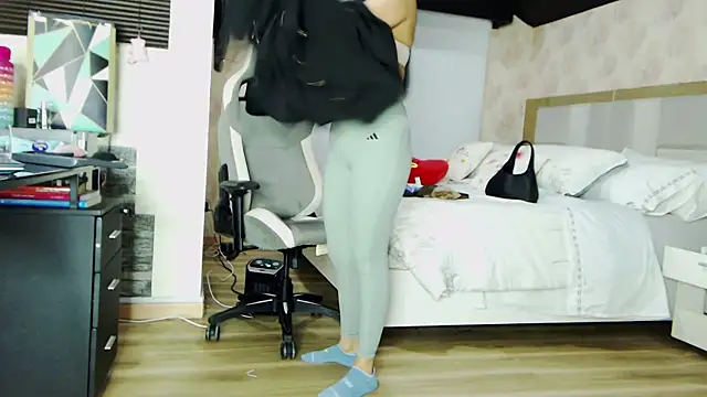 stefializon online show from 03-23-25, 03:32