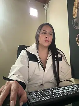 kendall 52 online show from 12-18-25, 02:56