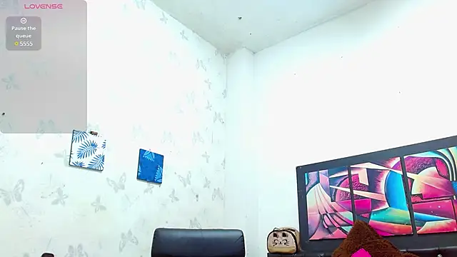 Snapshot of LexiStone_ chatting on 12-11-24, 11:32 LexiStone online show from 12-11-24, 11:32