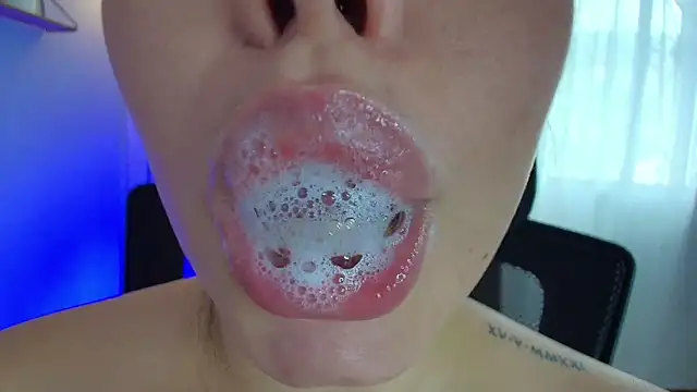 lisbet21x online show from 02-24-25, 10:03