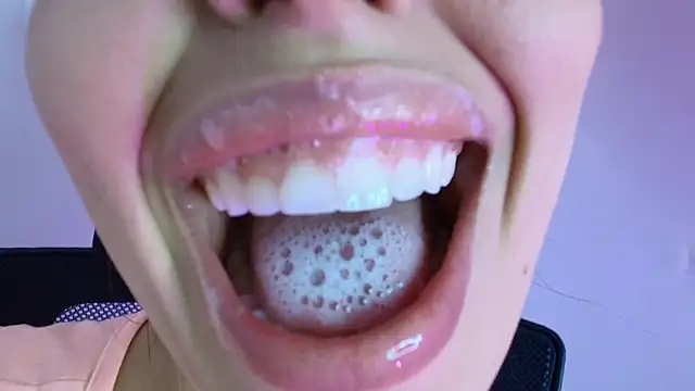 lisbet21x online show from 11-22-25, 05:01