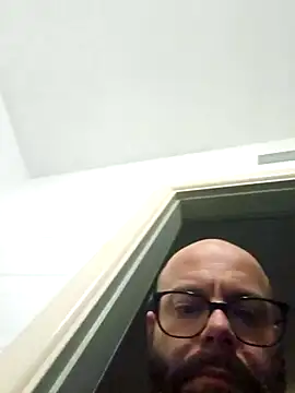 Snapshot of Dolceporco19 chatting on 11-10-25, 05:45 Dolceporco19 online show from 11-10-25, 05:45