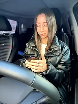 EvaCatt online show from 12-06-24, 03:30