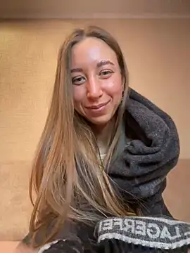 EvaCatt online show from 12-31-24, 07:20