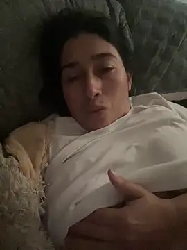 andreaisis2 online show from 04-11-26, 02:21