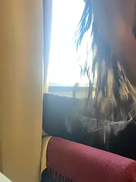 Snapshot of bea3liz chatting on 01-23-25, 05:31 bea3liz online show from 01-23-25, 05:31