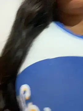 Snapshot of bea3liz chatting on 03-07-26, 05:32 bea3liz online show from 03-07-26, 05:32