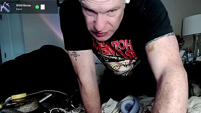 Snarfle82 online show from 11-04-25, 11:15