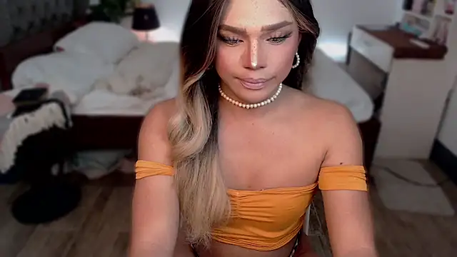 liaa lurrecams online show from 10-21-25, 11:11