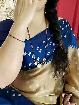 Snapshot of Indian_desi_wife chatting on 12-11-24, 02:41 Indian desi wife online show from 12-11-24, 02:41