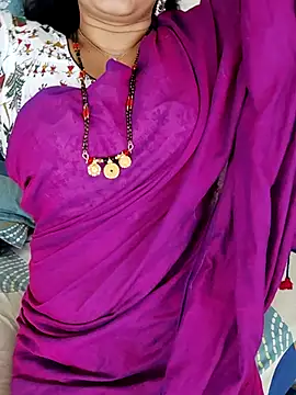 Snapshot of Indian_desi_wife chatting on 12-19-25, 02:51 Indian desi wife online show from 12-19-25, 02:51