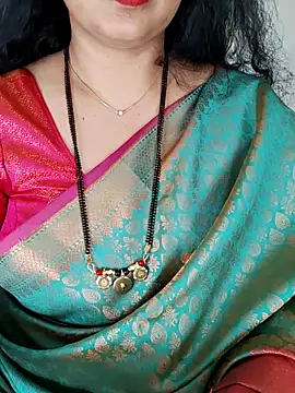 Snapshot of Indian_desi_wife chatting on 02-03-26, 01:59 Indian desi wife online show from 02-03-26, 01:59