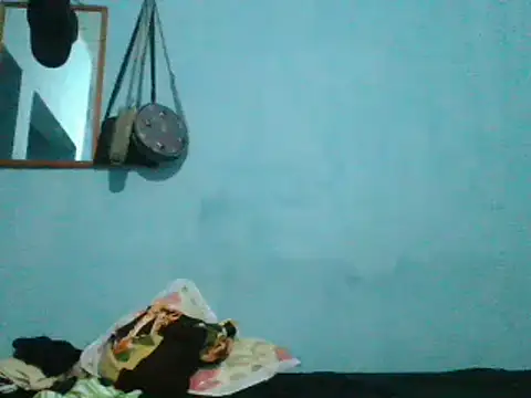 sweetchic  online show from 03-17-25, 10:38