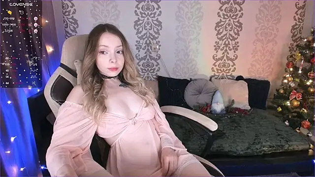 Gentle Tiffany online show from 01-13-25, 01:39