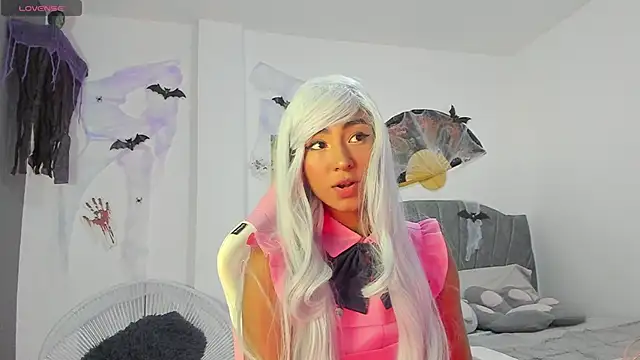 khaliope online show from 10-28-25, 03:43