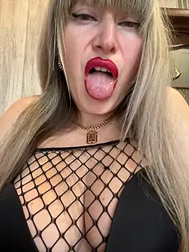 Kittenforyou online show from 02-05-26, 01:05