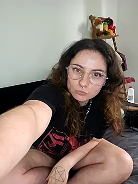 Moxxxie online show from 09-23-25, 02:31