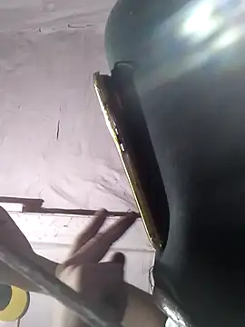 Wero4200 online show from 10-02-25, 07:48