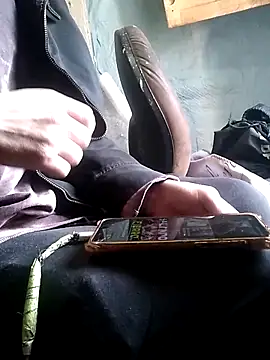 Wero4200 online show from 12-19-25, 09:00