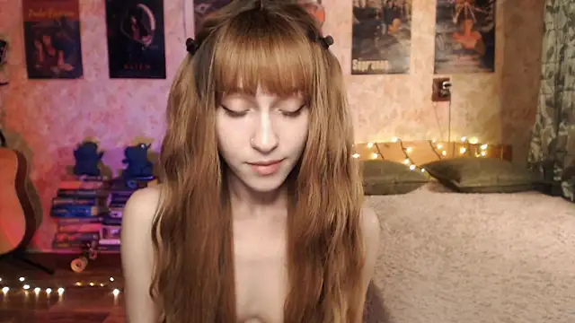 Friendly Ellie online show from 12-19-24, 03:18